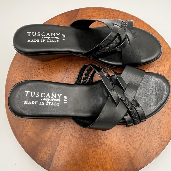 Tuscany by Easy Street Womens 11 Wide Faux Leather Wedge Slip On Sandals Shoes - Picture 3 of 9